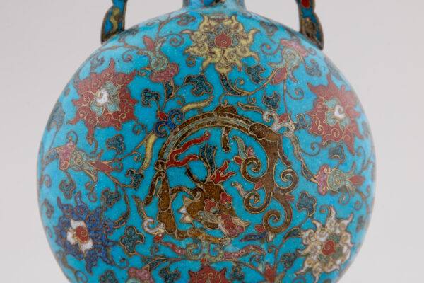 A cloisonné enamel moonflask ‘Bianhu’ (Ming dynasty, 16th/17th century)