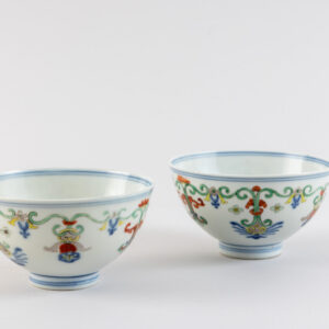 A pair of doucai ‘honeysuckle’ bowls (Jiaqing mark and period, 1796-1820)