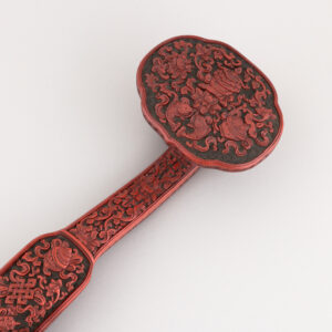 A cinnabar and black lacquer ‘ruyi’ sceptre (Qianlong period, 1735-1796)